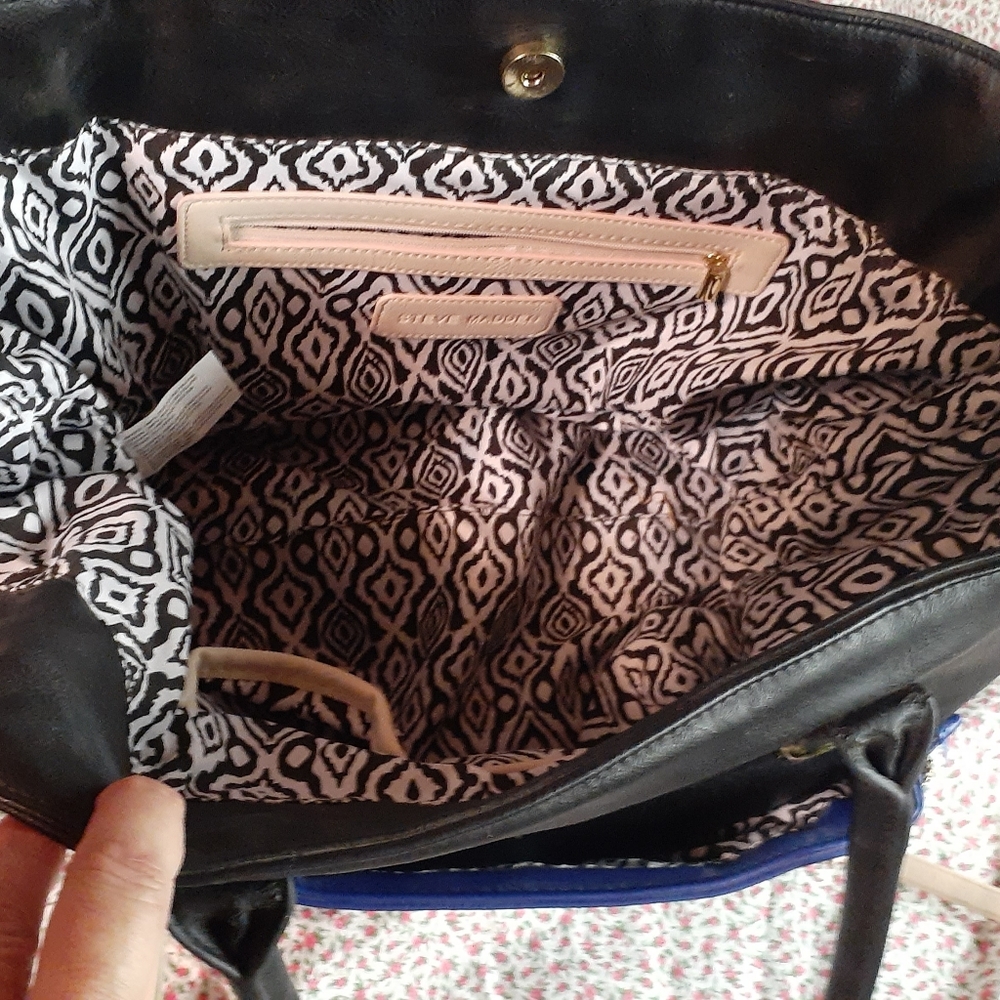 Purse - Picture 3 of 3